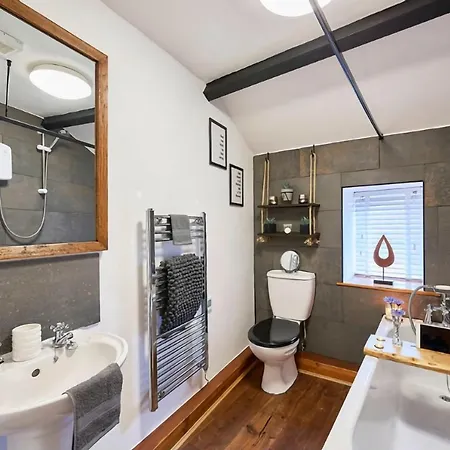 펜션 Cosy Cumbrian For Your Country Escape 브로