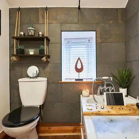 Cosy Cumbrian For Your Country Escape 펜션 브로